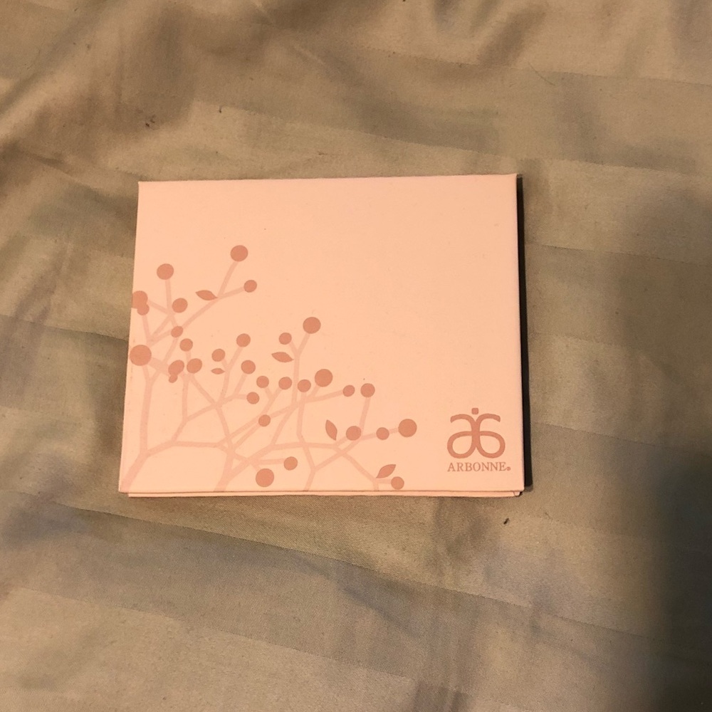 Arbonne Eyeshadow palette